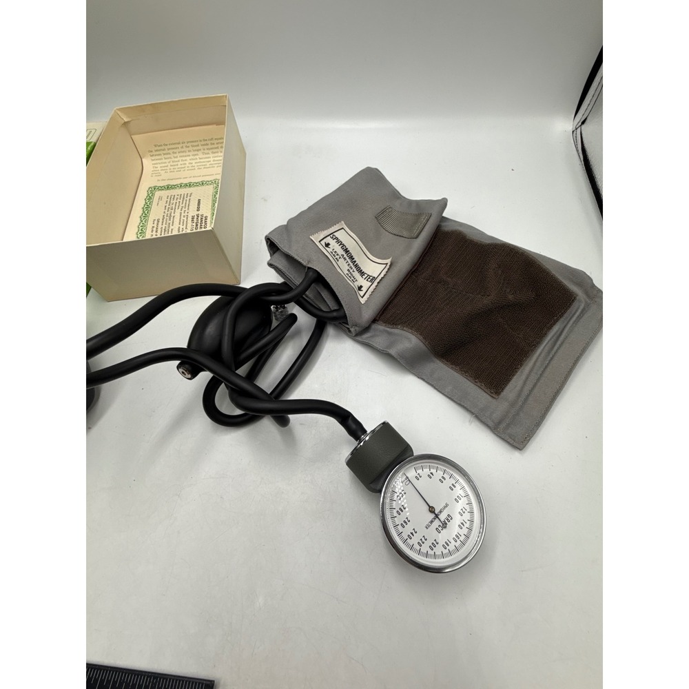 Vintage Grafco Graham-Field Sphygmomanometer Blood Pressure Monitor 2867-1159